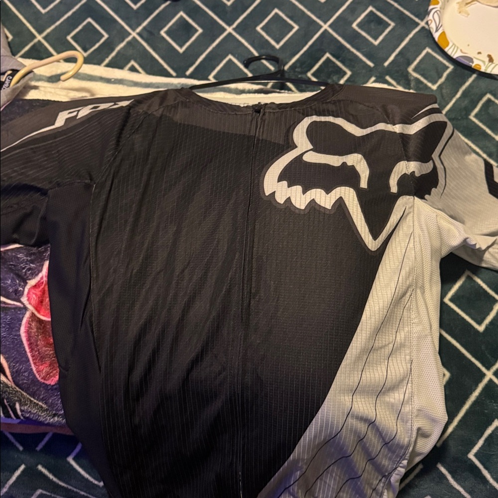 Fox Black and White Apparel